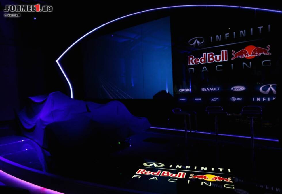 Foto zur News: Präsentation des Red-Bull-Renault RB9