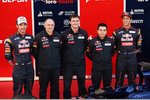 Foto zur News: Jean-Eric Vergne (Toro Rosso), Franz Tost, James Key und Daniel Ricciardo (Toro Rosso)