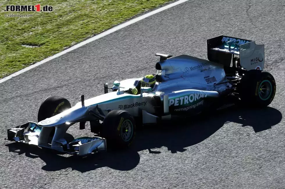 Foto zur News: Nico Rosberg (Mercedes) im neuen F1 W04