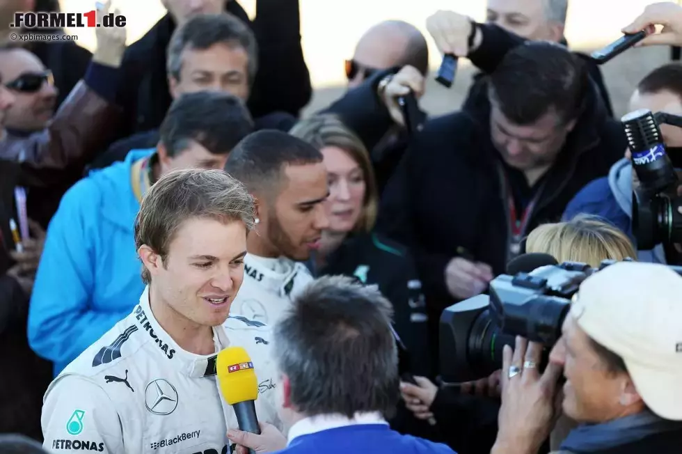 Foto zur News: Nico Rosberg (Mercedes) und Lewis Hamilton (Mercedes)