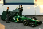 Foto zur News: Charles Pic (Caterham) und Giedo van der Garde (Caterham)