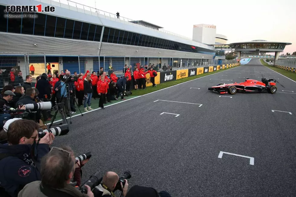 Foto zur News: Präsentation des Marussia-Cosworth MR02