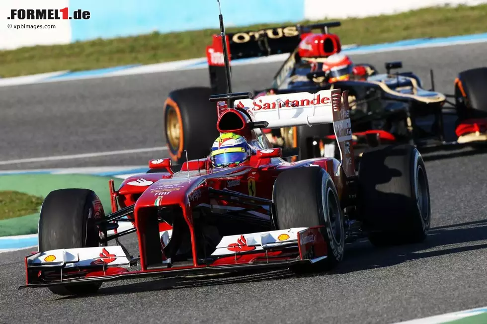 Foto zur News: Felipe Massa (Ferrari) und Romain Grosjean (Lotus)