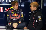 Foto zur News: Sebastian Vettel mit seinem Physiotherapeuten Heikki Kuovinen (Red Bull)