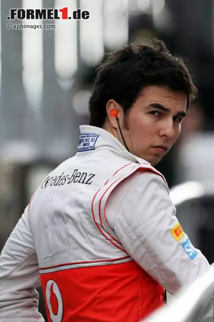 Foto zur News: Sergio Perez (McLaren)