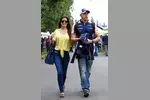 Foto zur News: Pastor Maldonado (Williams) mit Freundin Gabriella Tarkany