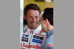 Foto zur News: Jenson Button (McLaren) und Gary Paffett