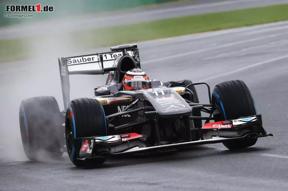 Foto zur News: Nico Hülkenberg (Sauber) im Regen von Melbourne