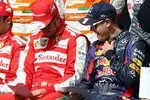 Foto zur News: Fernando Alonso (Ferrari) und Sebastian Vettel (Red Bull)