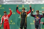 Foto zur News: Fernando Alonso (Ferrari), Kimi Räikkönen (Lotus) und Sebastian Vettel (Red Bull)