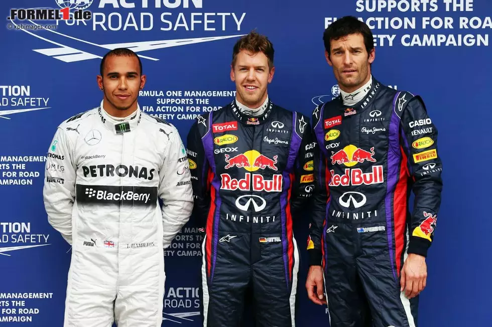 Foto zur News: Nach dem Qualifying am Sonntag: Lewis Hamilton (Mercedes), Sebastian Vettel (Red Bull) und Mark Webber (Red Bull)