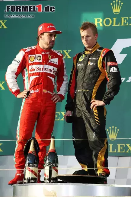 Foto zur News: Fernando Alonso (Ferrari) und Kimi Räikkönen (Lotus)