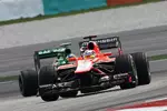 Foto zur News: Jules Bianchi (Marussia) und Giedo van der Garde (Caterham)