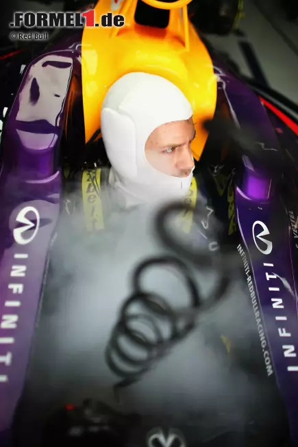 Foto zur News: Sebastian Vettel (Red Bull)