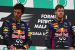 Foto zur News: Angespannt Stimmung zwischen Sebastian Vettel (Red Bull) und Mark Webber (Red Bull)