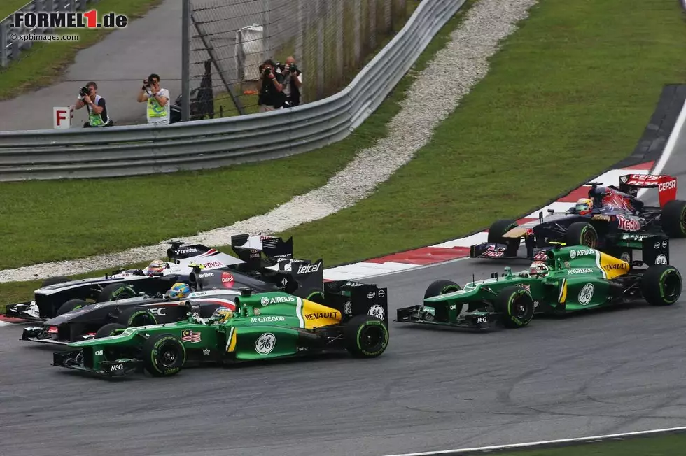 Foto zur News: Giedo van der Garde (Caterham), Esteban Gutierrez (Sauber) und Pastor Maldonado (Williams)