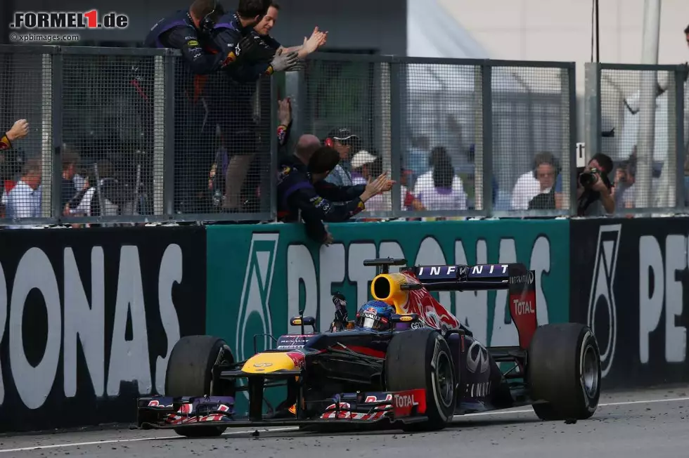 Foto zur News: Sebastian Vettel (Red Bull)