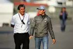 Foto zur News: Pasquale Lattuneddu und Nico Rosberg (Mercedes)