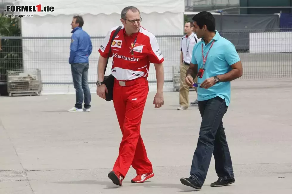 Foto zur News: Stefano Domenicali und Karun Chandhok