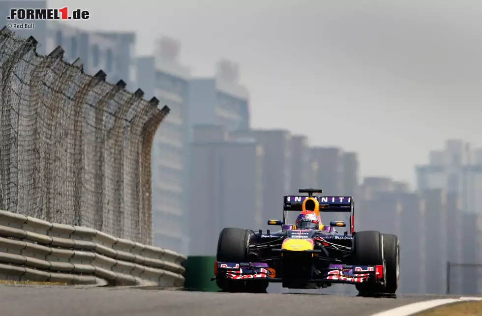 Foto zur News: Sebastian Vettel (Red Bull)