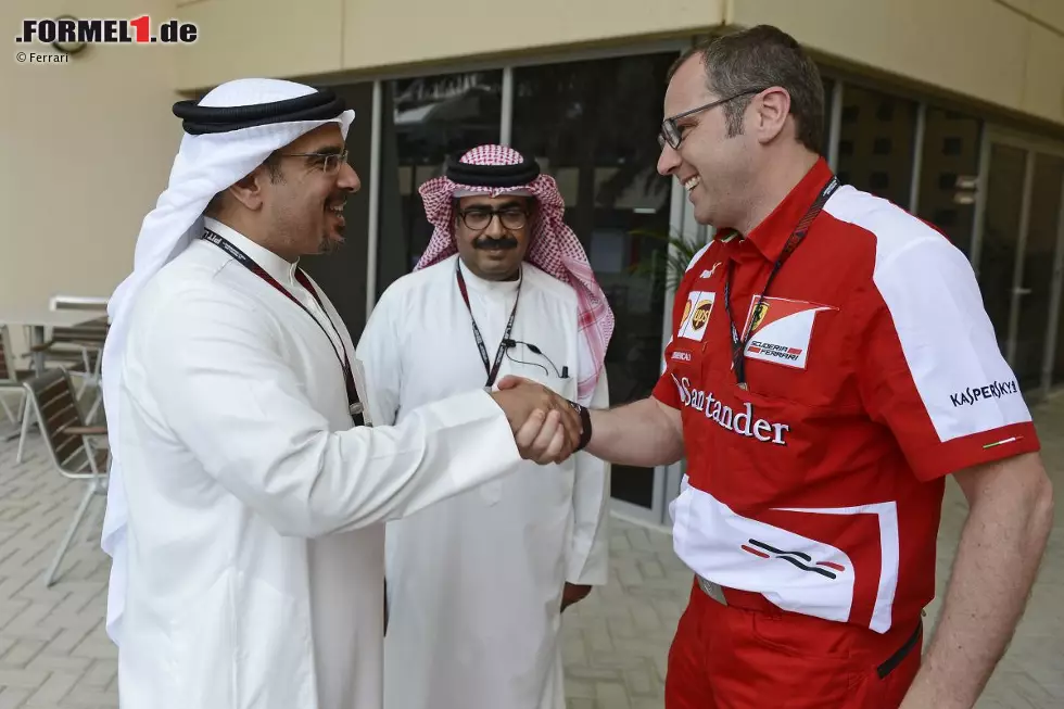 Foto zur News: Stefano Domenicali (Ferrari) mit dem Kronprinzen von Bahrain