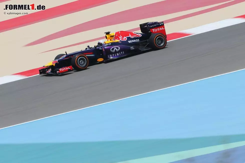 Foto zur News: Sebastian Vettel (Red Bull)