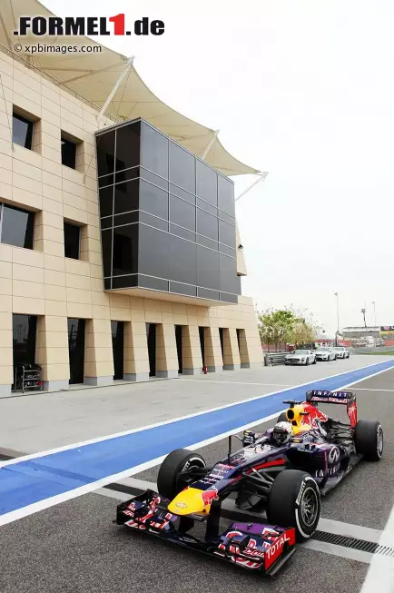 Foto zur News: Sebastian Vettel (Red Bull)