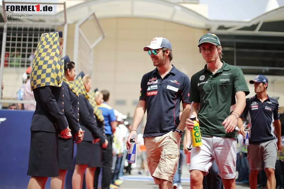 Foto zur News: Jean-Eric Vergne (Toro Rosso) und Charles Pic (Caterham)