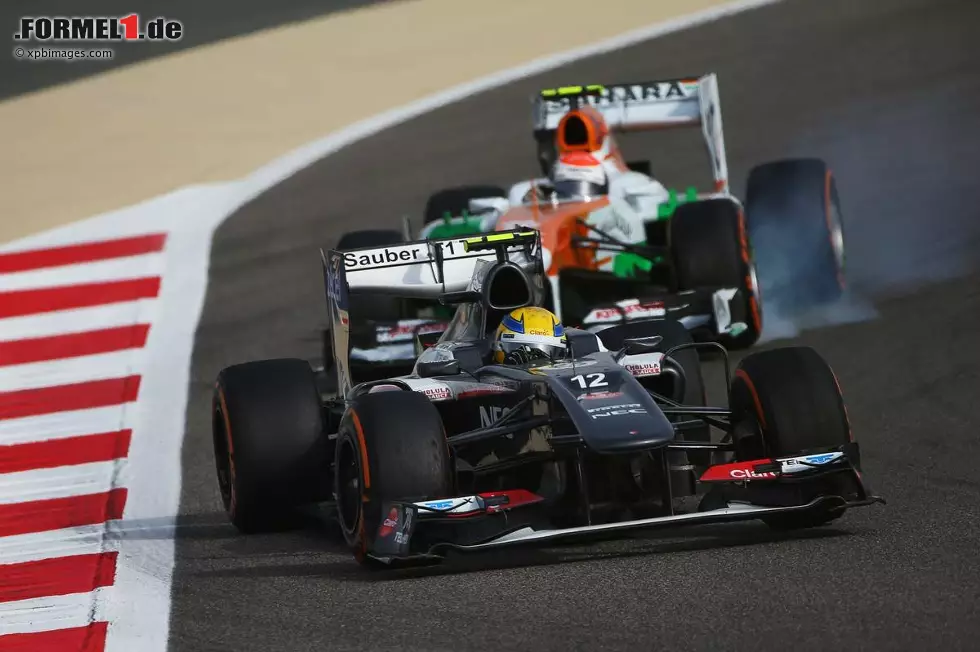 Foto zur News: Esteban Gutierrez (Sauber) und Adrian Sutil (Force India)