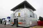 Foto zur News: Das Motorhome von Force India