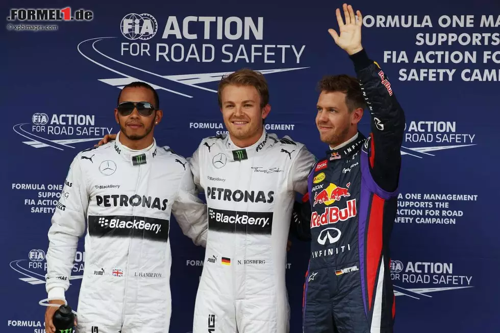 Foto zur News: Lewis Hamilton (Mercedes), Nico Rosberg (Mercedes) und Sebastian Vettel (Red Bull)