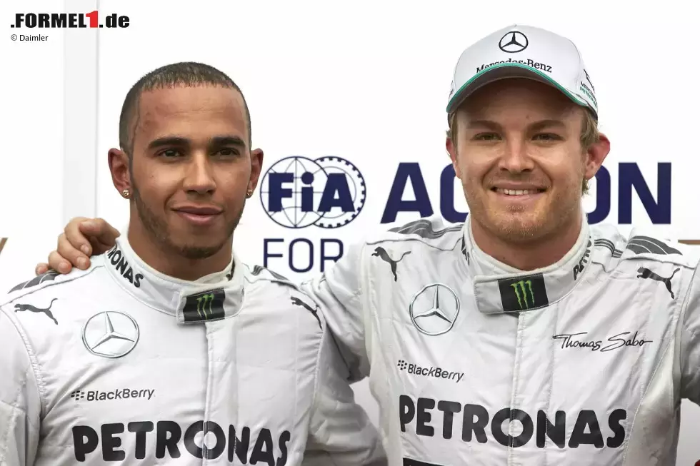 Foto zur News: Lewis Hamilton und Nico Rosberg (Mercedes)