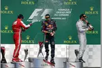 Foto zur News: Fernando Alonso (Ferrari), Sebastian Vettel (Red Bull) und Lewis Hamilton (Mercedes)