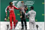 Foto zur News: Fernando Alonso (Ferrari), Sebastian Vettel (Red Bull) und Lewis Hamilton (Mercedes)