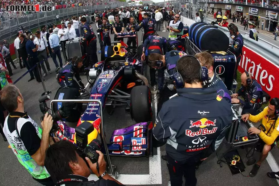 Foto zur News: Sebastian Vettel (Red Bull)