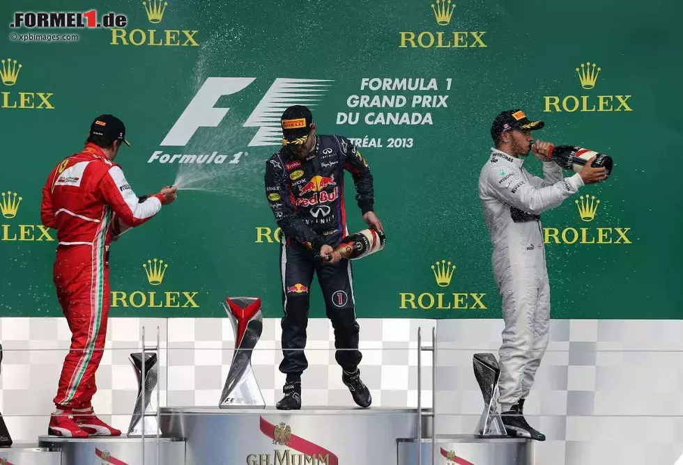 Foto zur News: Fernando Alonso (Ferrari), Sebastian Vettel (Red Bull) und Lewis Hamilton (Mercedes)