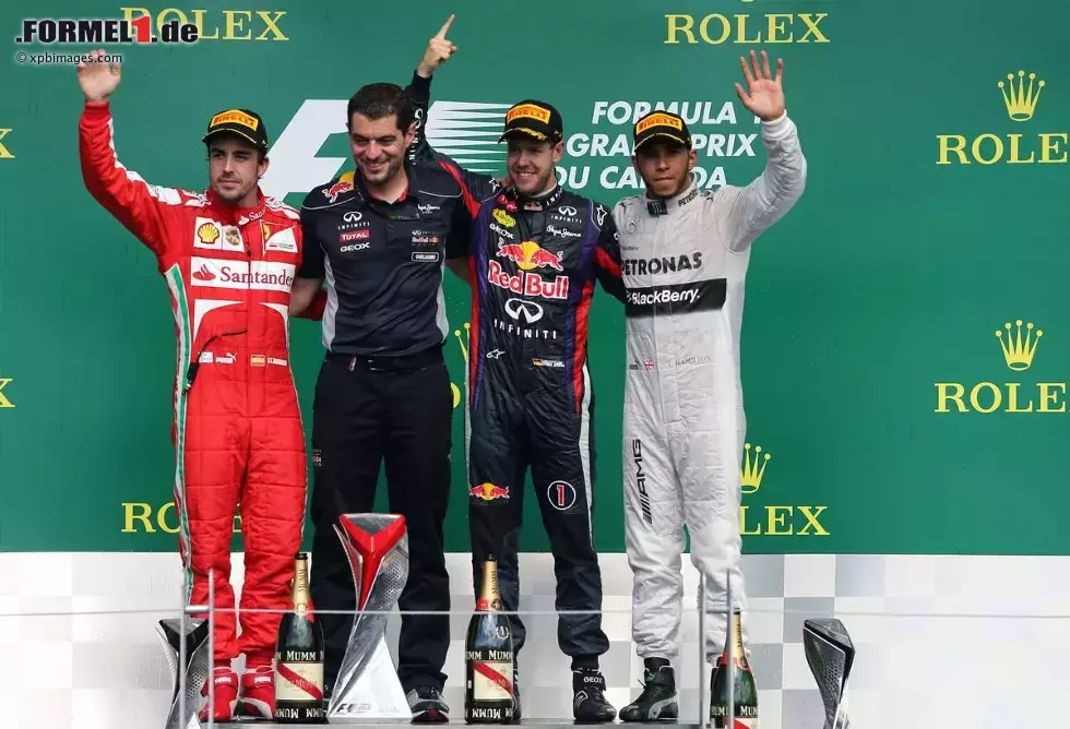 Foto zur News: Fernando Alonso (Ferrari), Sebastian Vettel (Red Bull) und Lewis Hamilton (Mercedes)