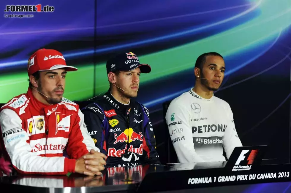 Foto zur News: Fernando Alonso (Ferrari), Sebastian Vettel (Red Bull) und Lewis Hamilton (Mercedes)