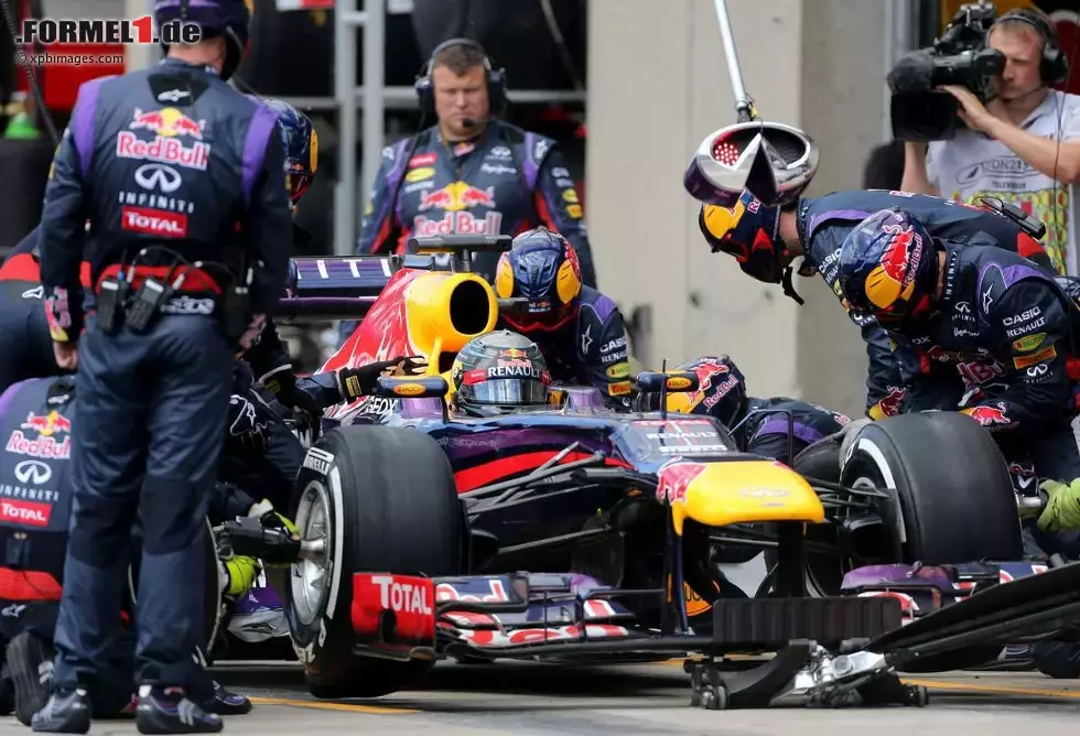 Foto zur News: Sebastian Vettel (Red Bull)