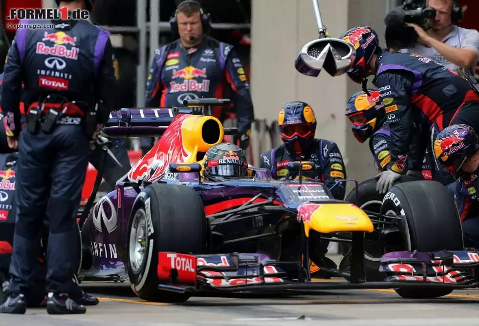 Foto zur News: Sebastian Vettel (Red Bull)