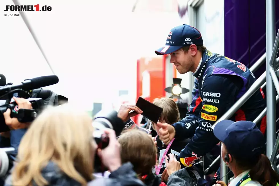 Foto zur News: Sebastian Vettel (Red Bull)