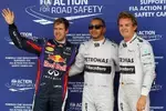 Foto zur News: Sebastian Vettel (Red Bull), Lewis Hamilton (Mercedes) und Nico Rosberg (Mercedes)