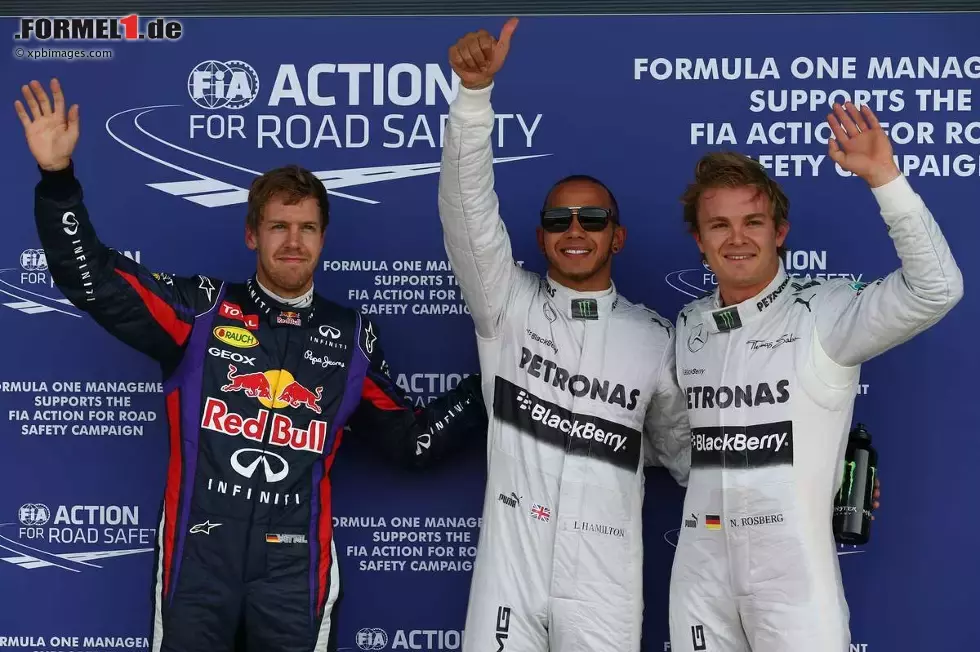 Foto zur News: Pole Position für Lewis Hamilton (Mercedes) vor Nico Rosberg (Mercedes) und Sebastian Vettel (Red Bull)