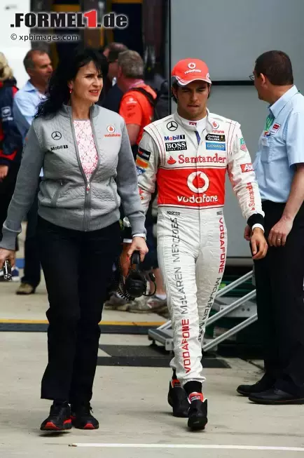 Foto zur News: Sergio Perez (McLaren)