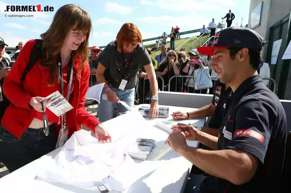 Foto zur News: Daniel Ricciardo (Toro Rosso)