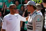 Foto zur News: Lewis Hamilton (Mercedes) und Nico Rosberg (Mercedes)