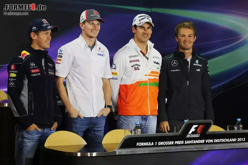 Foto zur News: Sebastian Vettel (Red Bull), Nico Hülkenberg (Sauber), Adrian Sutil (Force India) und Nico Rosberg (Mercedes)