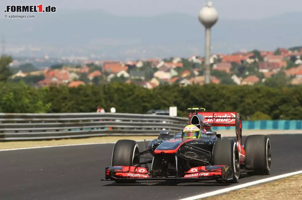 Foto zur News: Sergio Perez (McLaren)