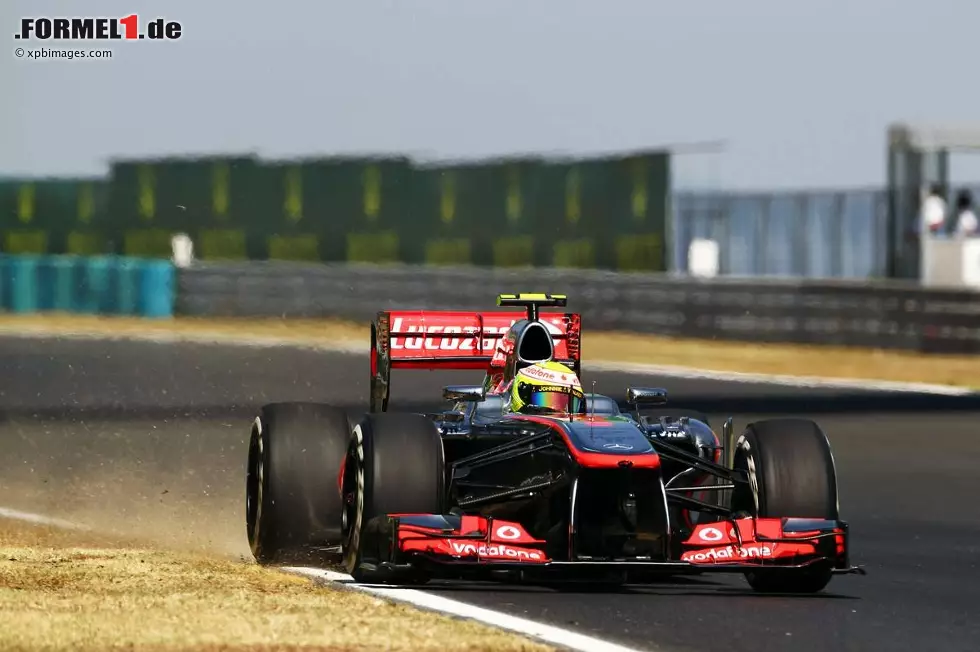 Foto zur News: Sergio Perez (McLaren)