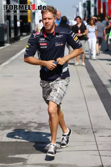 Foto zur News: Sebastian Vettel (Red Bull)